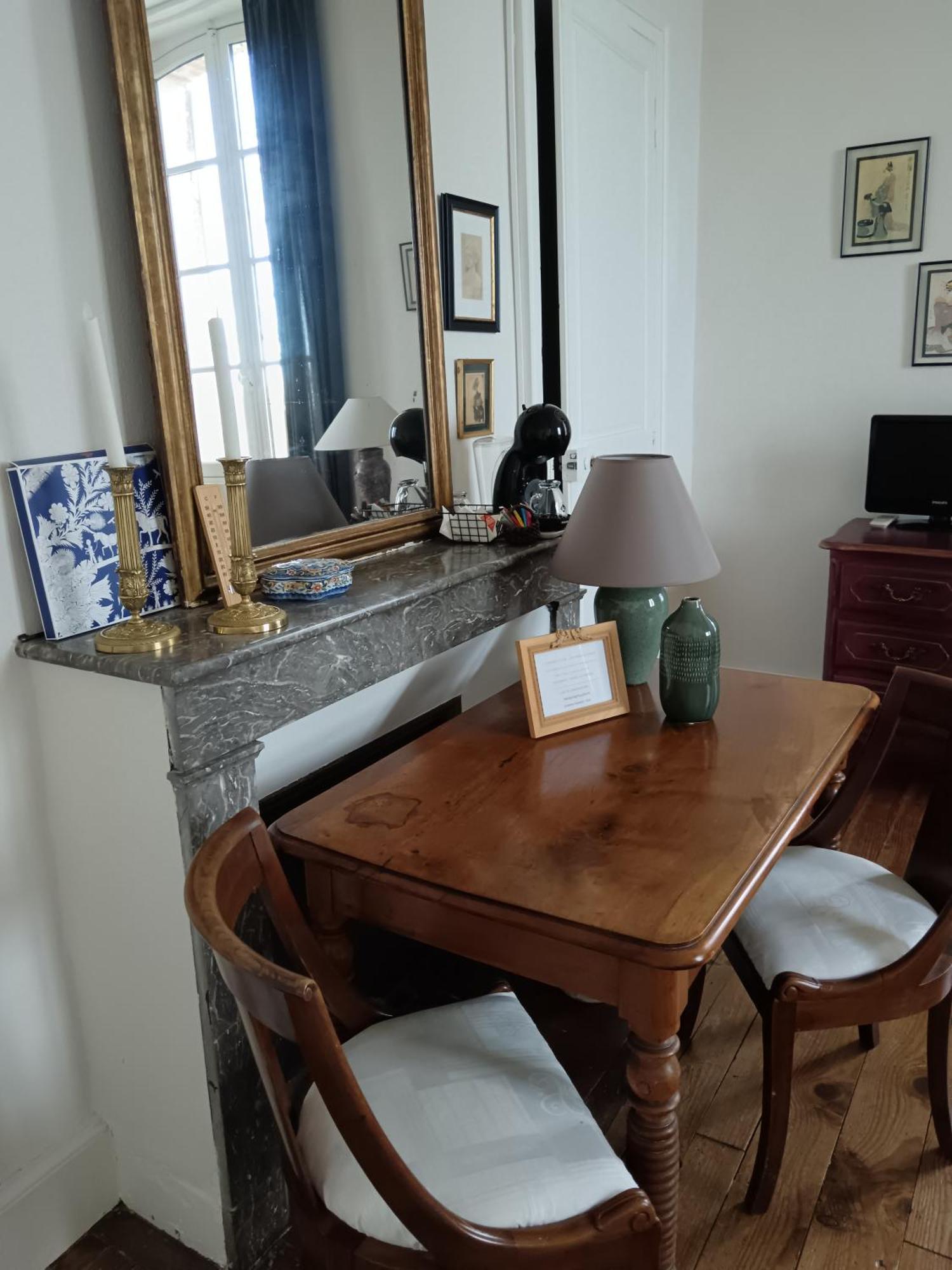 Castel La Bergerie Bed & Breakfast Laglorieuse Eksteriør bilde